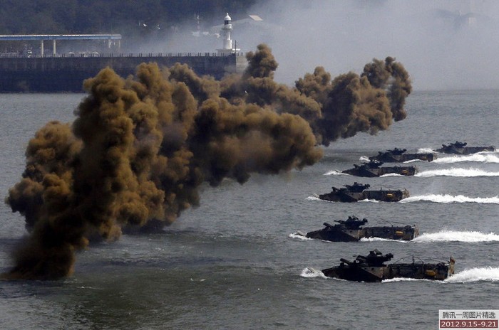 Thủy quân lục chiến Hàn Quốc tái hiện lại Chiến dịch Đổ bộ Incheon cách đây 62 năm